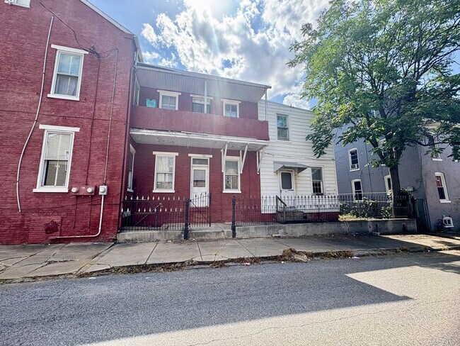 Building Photo - 551 W Philadelphia St