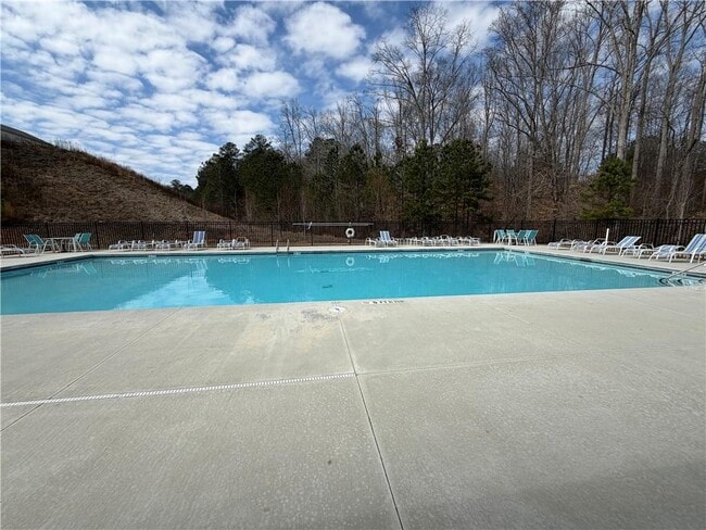 Building Photo - 311 Deer Run Dr