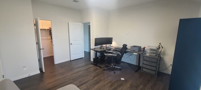 Building Photo - 5801 Antioch Cv