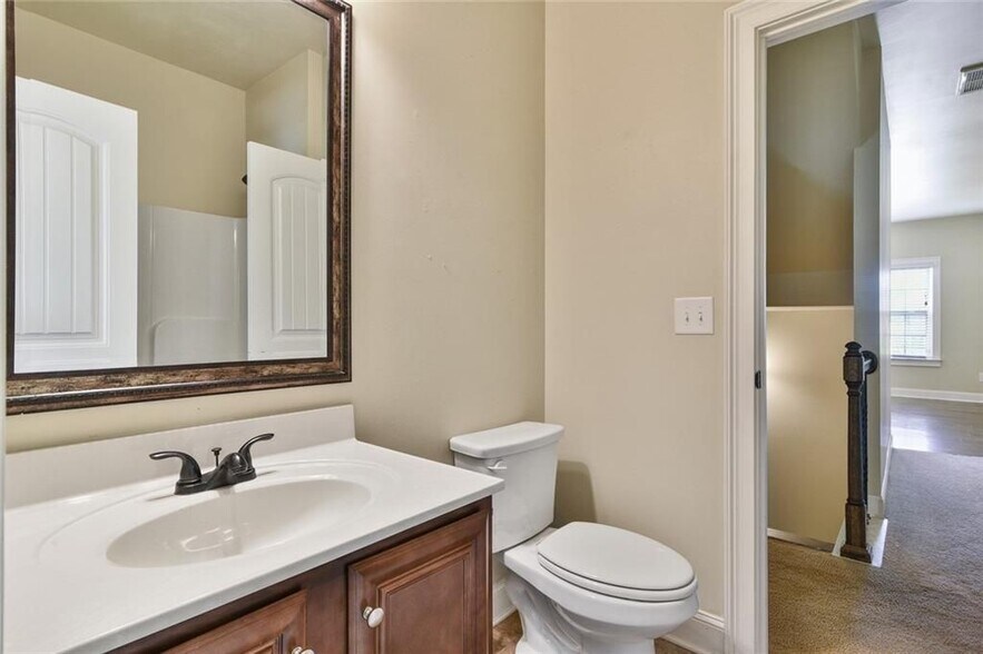 Building Photo - 4530 Fernbrook Pl