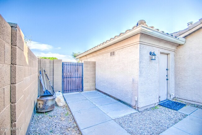 Building Photo - 5448 E Harmony Ave