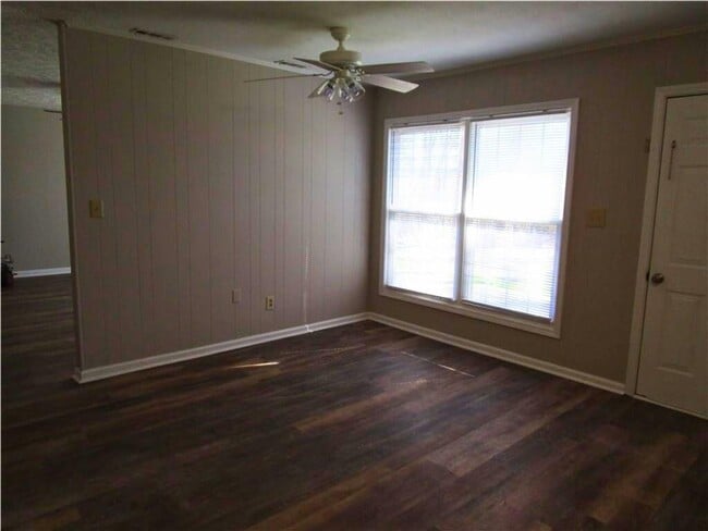 Building Photo - 4441 Township Dr