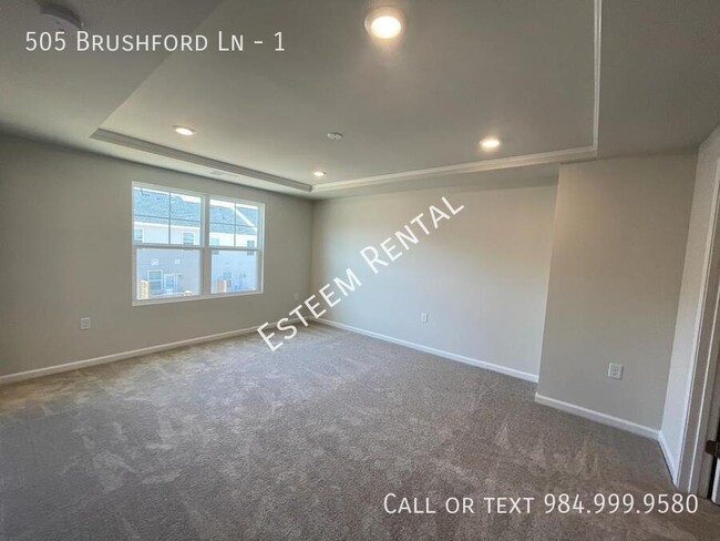 Building Photo - 505 Brushford Ln