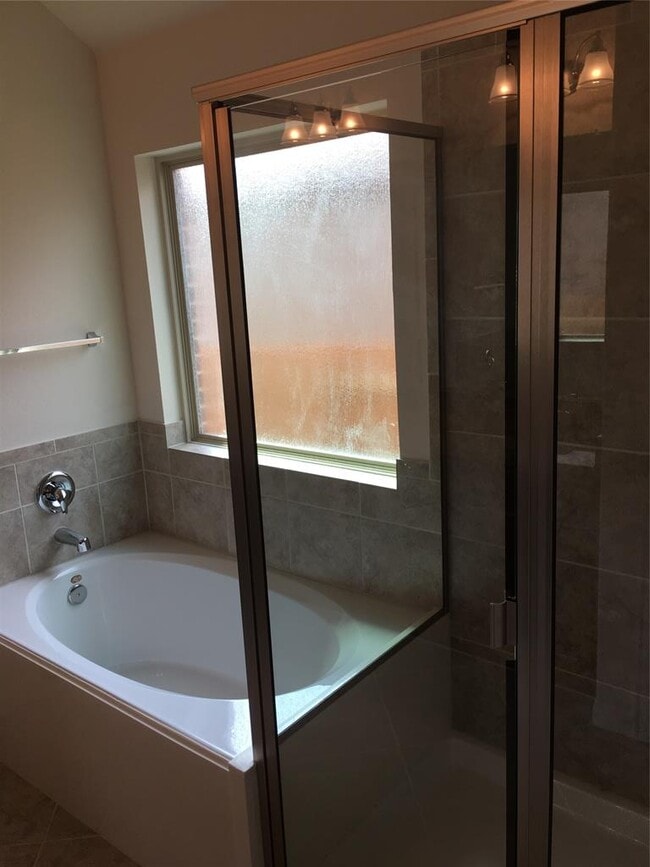 Building Photo - 4047 Flowstone Ln