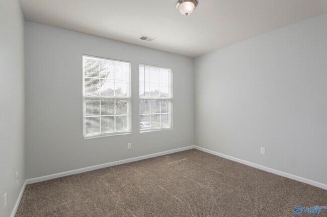 Building Photo - 137 David Barnes Dr