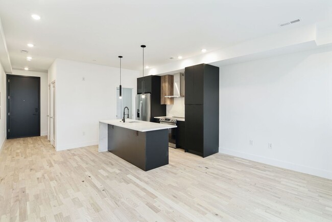 Building Photo - 410-24 N 8th St