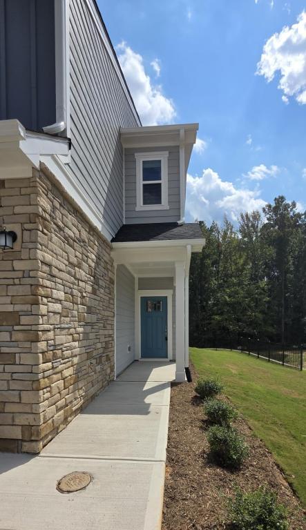 Building Photo - 119 Gamay Dr
