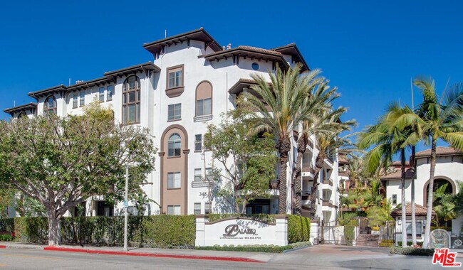 Building Photo - 344 Hauser Blvd