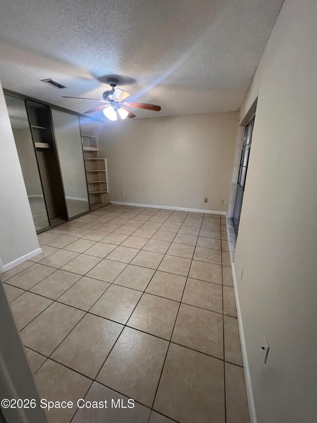 Building Photo - 666 John Hancock Ln