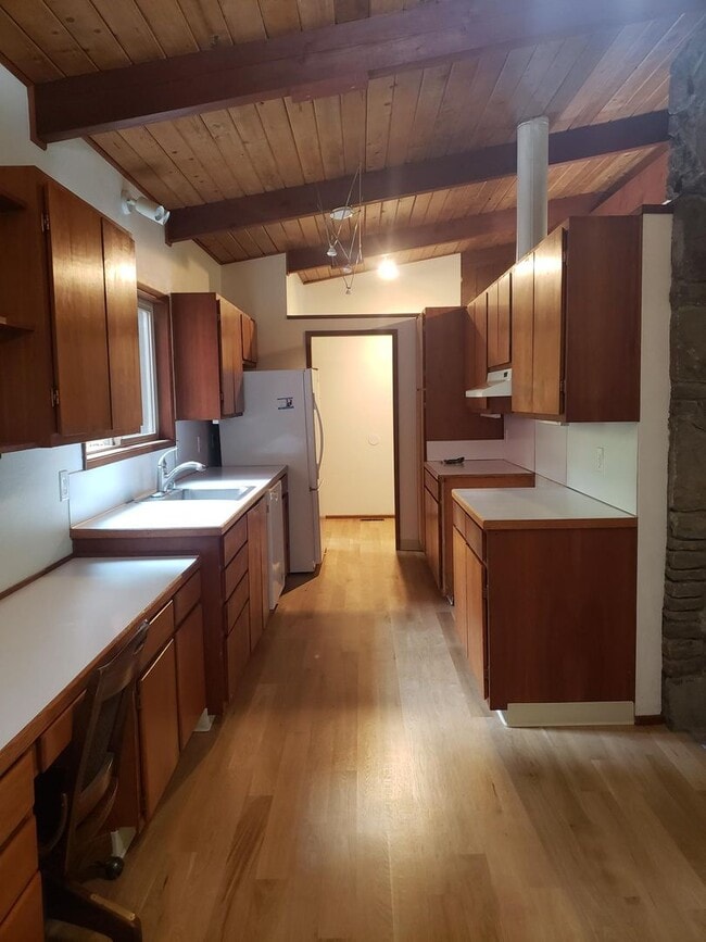 Building Photo - Unique Two Story Home in the Lincoln Area - Available Now!