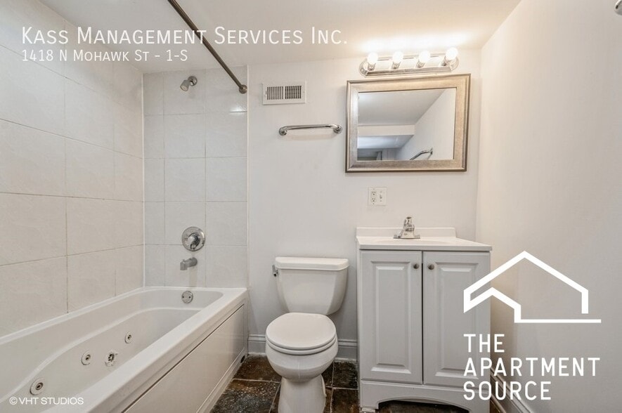 Building Photo - 1418 N Mohawk St