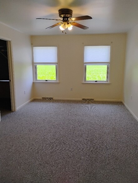 Building Photo - 140 Flintville Rd