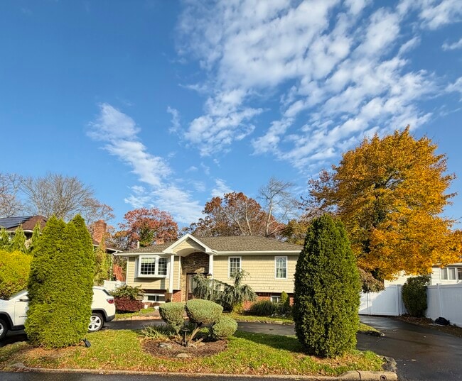 Primary Photo - 25 Terrace View Rd