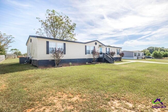 Building Photo - 158 Emerald Blvd