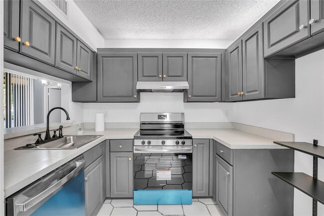 Building Photo - 10690 NW 14th St