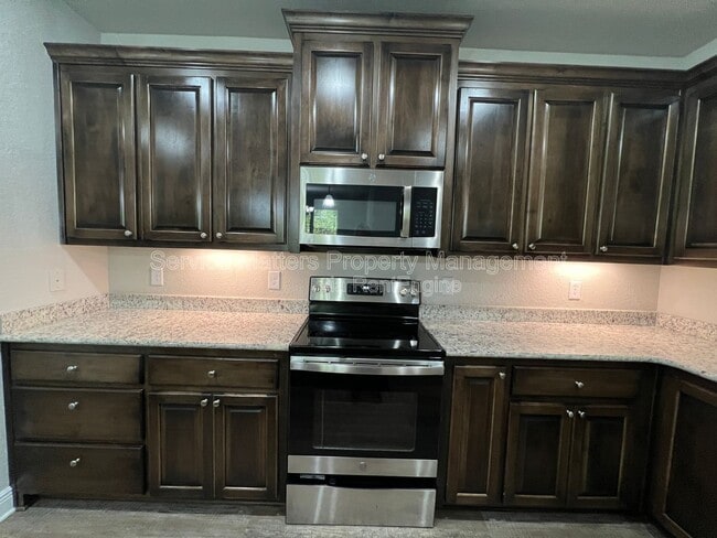 Building Photo - 3888 Ranch Rd