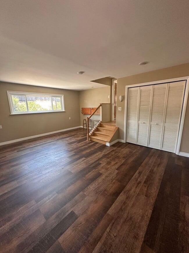 Building Photo - 2152 Rexford Dr