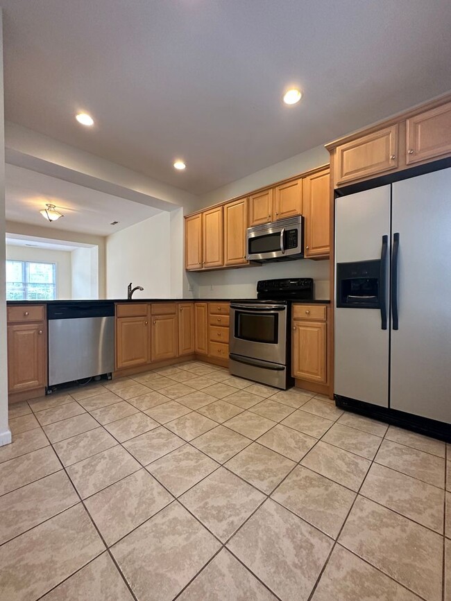 New Kent Townhomes - 354-354 New Kent Rd Blacksburg VA 24060 ...