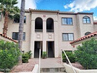 Building Photo - 10080 E Mountainview Lake Dr