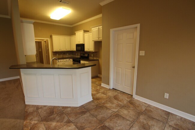 Building Photo - Coming Soon: Beautiful 3 Bedroom, 2 Bath n...