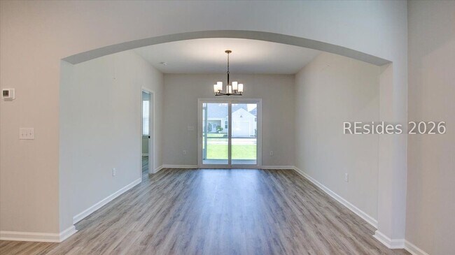 Building Photo - 179 Garden Row Dr N