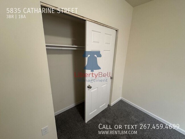 Building Photo - 5835 Catharine St