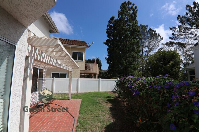 Building Photo - 6630 Corte Loma