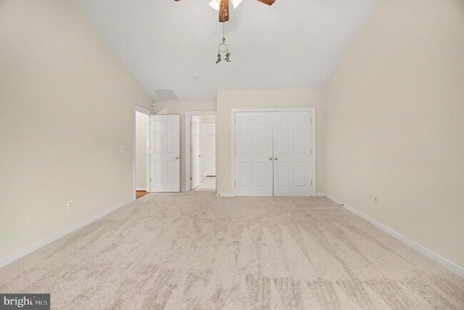 Building Photo - 71 Battery Ridge Dr