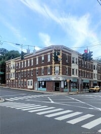 Building Photo - 70 Center St