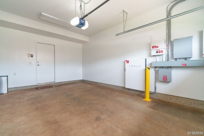 Building Photo - 3 Bed 2.5 Bath home in Koa Ridge