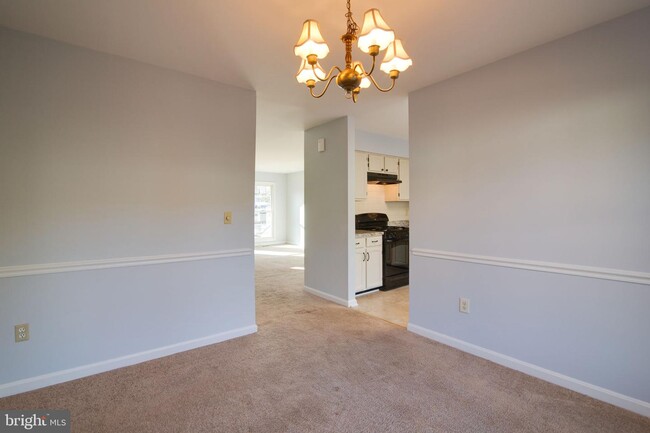 Building Photo - 10707 Gideon Ct