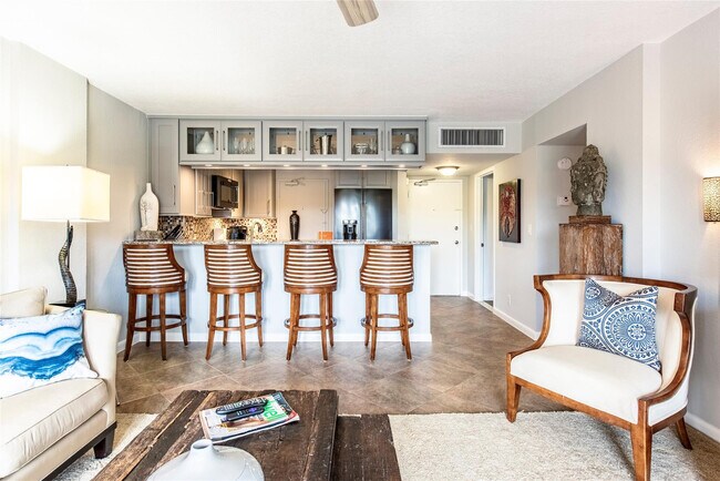 Building Photo - 1831 NE 38th St