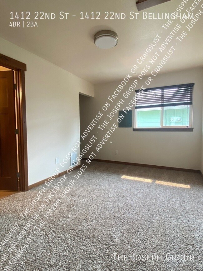 Building Photo - 1412 22nd St