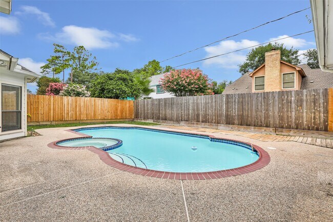 Building Photo - 12102 Moorcreek Dr