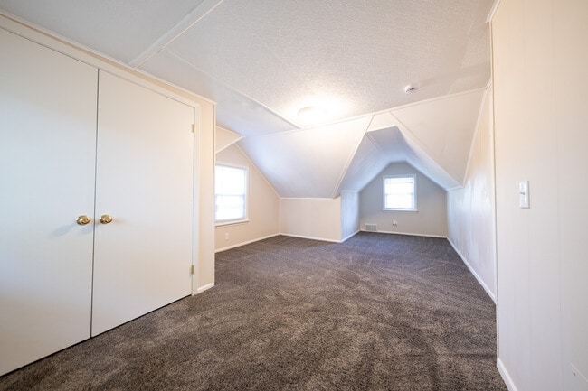 Building Photo - 4103 Oregon Ave N