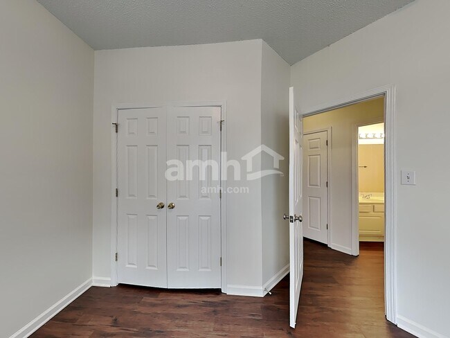 Building Photo - 6604 Conifer Cir