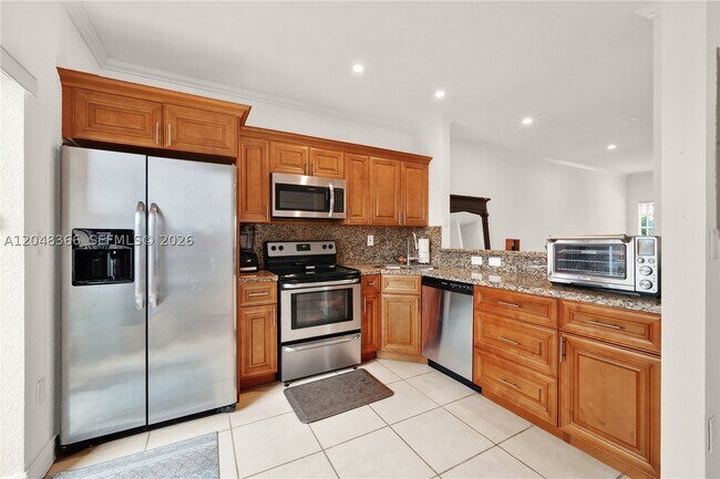 Building Photo - 17066 SW 138th Ct