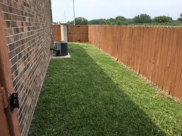 Building Photo - 1600 Omni Ave