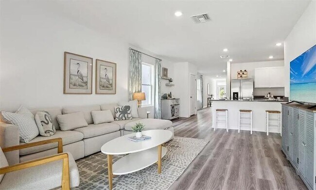 Building Photo - 32528 Weathered Oak Dr