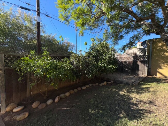 Building Photo - Classic  Spanish Home  in  University  Hei...