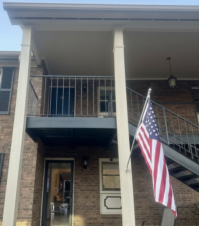 Building Photo - 207 Westfield Dr