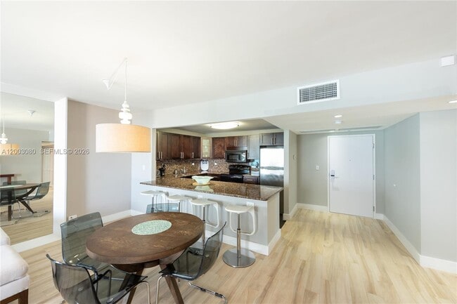 Building Photo - 2301 Collins Ave