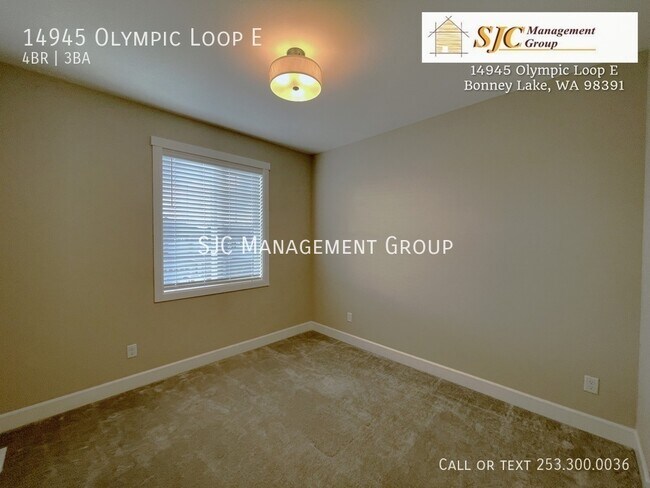 Building Photo - 14945 Olympic Lp E