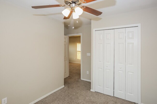 Building Photo - 11033 Dry Stone Dr