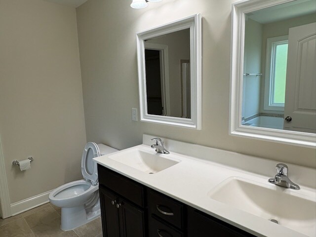 Building Photo - Recently updated 4 Bedroom 2.5 Bath