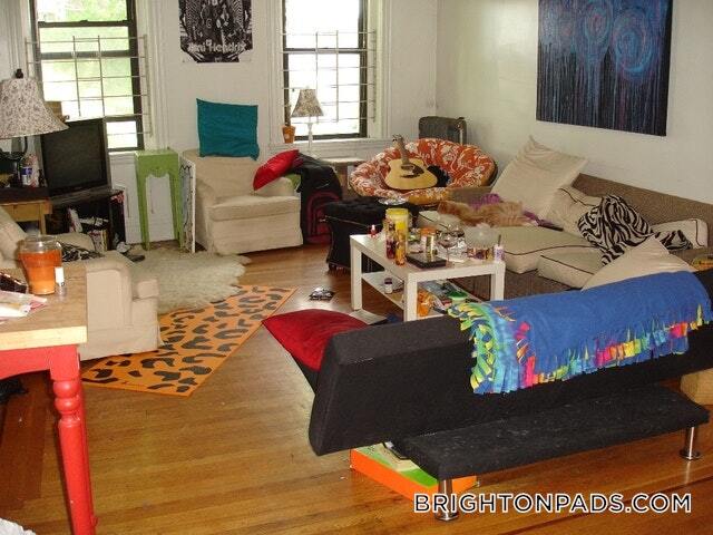 Building Photo - 11 Cummings Rd