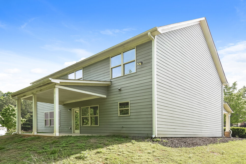 Building Photo - 930 Walking Stick Trail NE