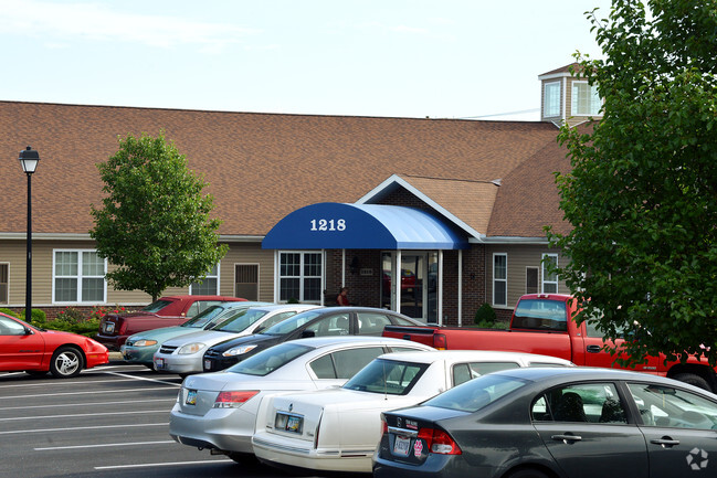 Building Photo - Lake Avenue Retirement Village