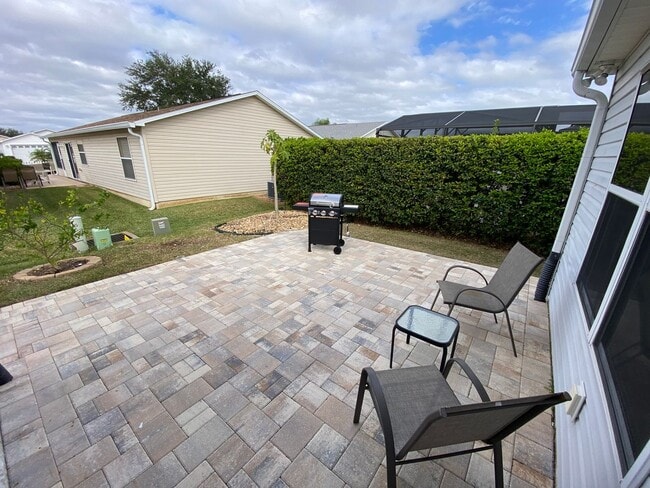 Building Photo - SEASONAL RENTAL or ANNUAL LEASE in The Village of Duval 2 Beds, 2 Bath + den home, Pets OK.