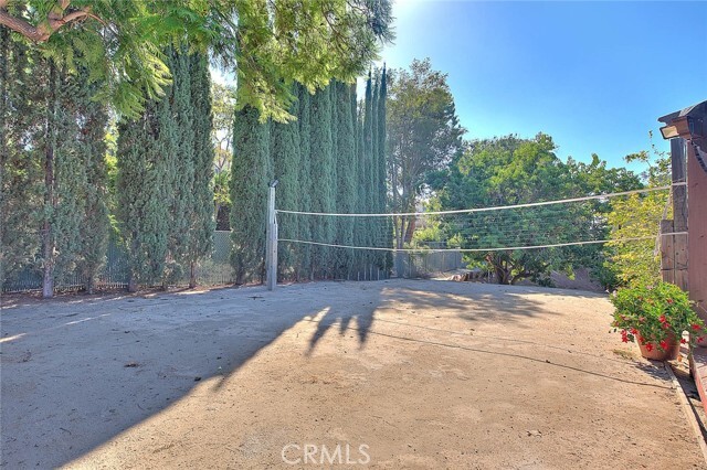 Building Photo - 145 S Vista Grande